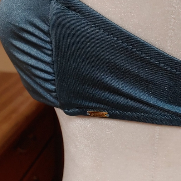 PINK Victoria's Secret Flutter Strap Bikini Top L NWOT - Picture 4 of 10